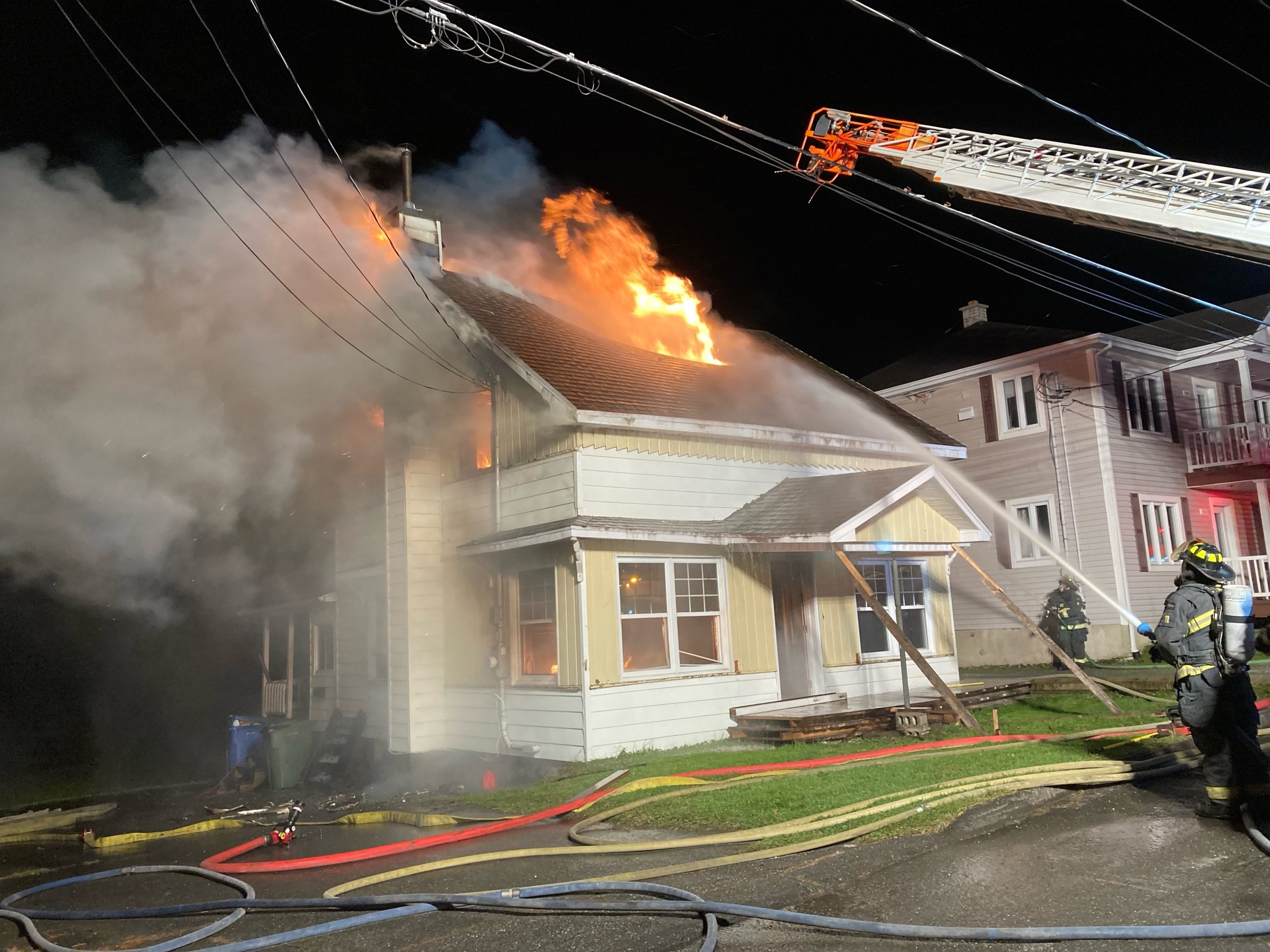 Construction d'une caserne de pompiers à East Broughton